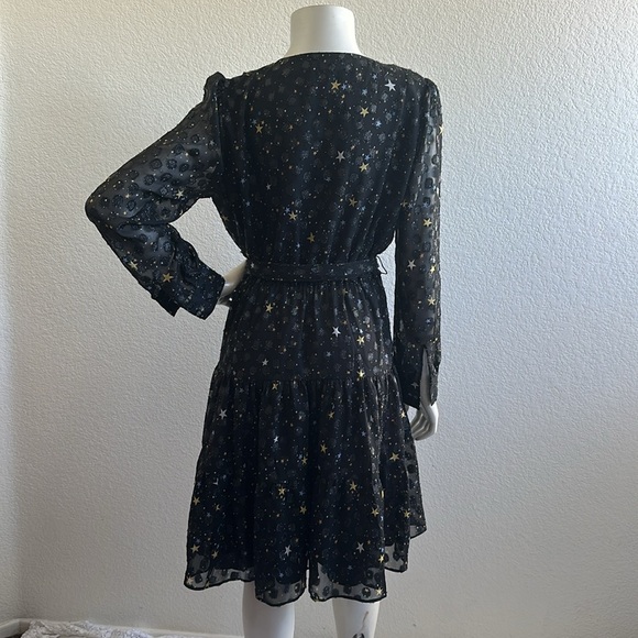 UNTUCKit Starry Belted Robyn Dress - Picture 9 of 9